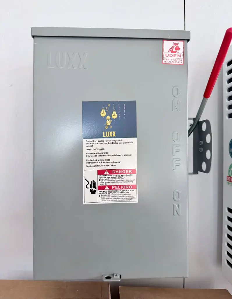 [trans100] Transfer Switch 100A